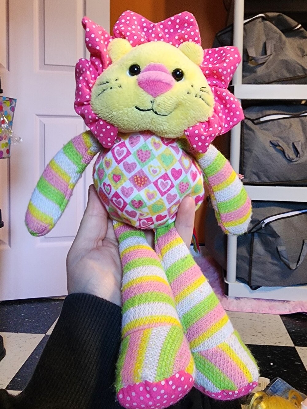 Nakamas NK104 - Leona The Lion First Edition Webkinz